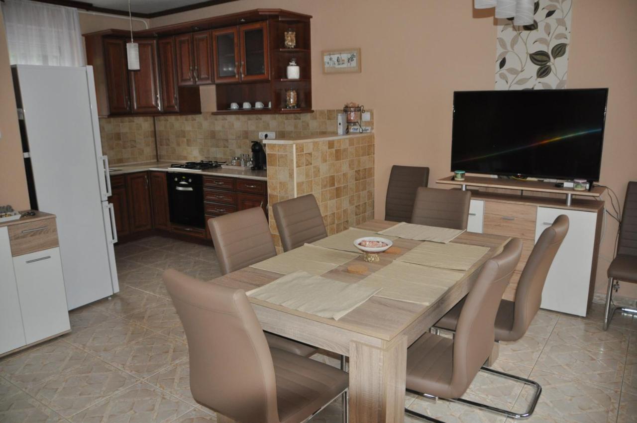 Gyorszem Apartman Exteriér fotografie